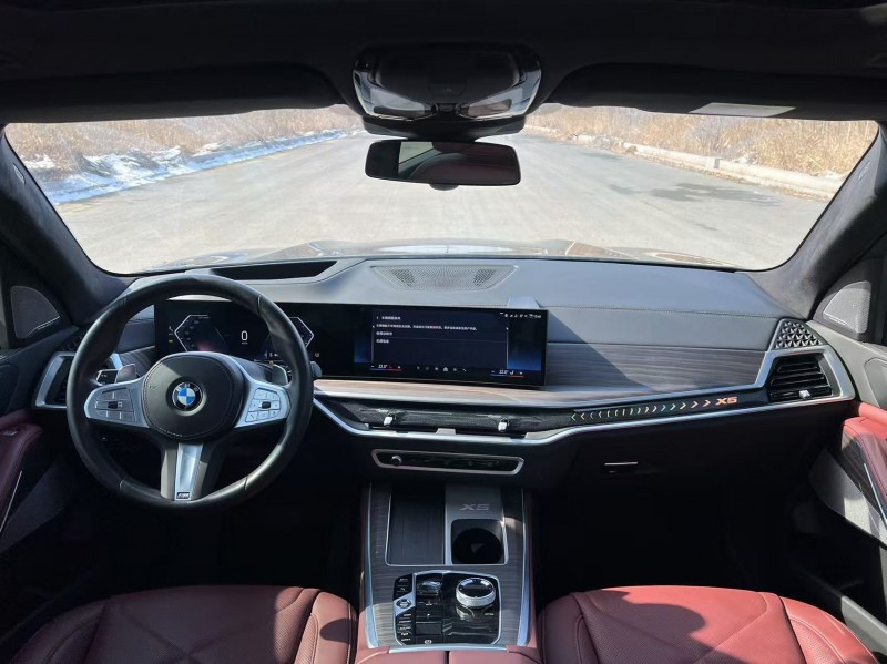 盐城23年宝马X57