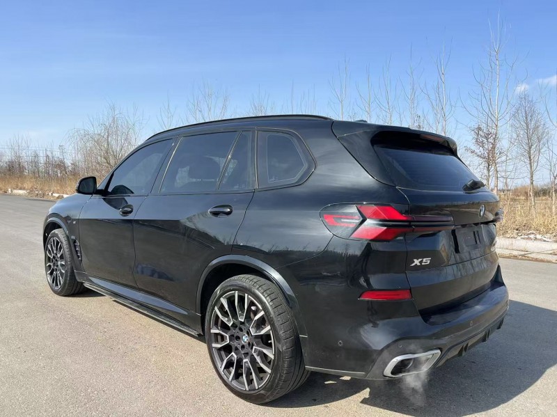 盐城23年宝马X58