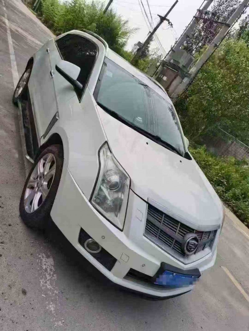 临沂15年凯迪拉克SRX3