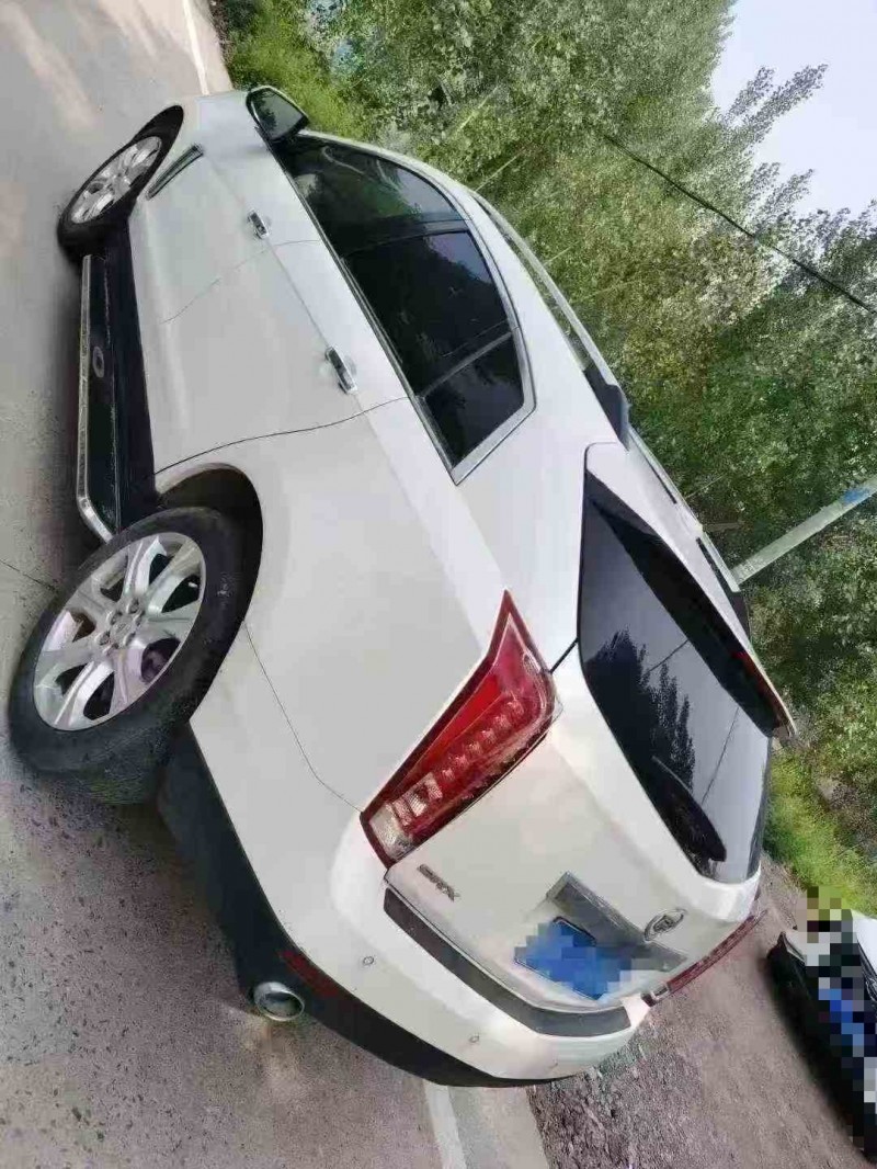 临沂15年凯迪拉克SRX8