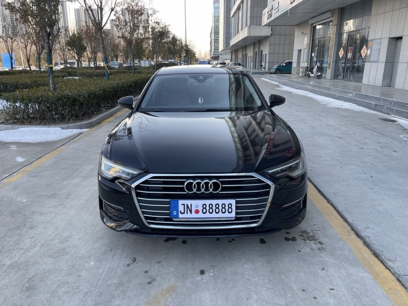 济宁19年奥迪A6L1