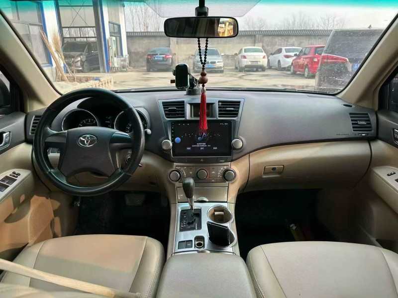 菏泽13年丰田汉兰达5