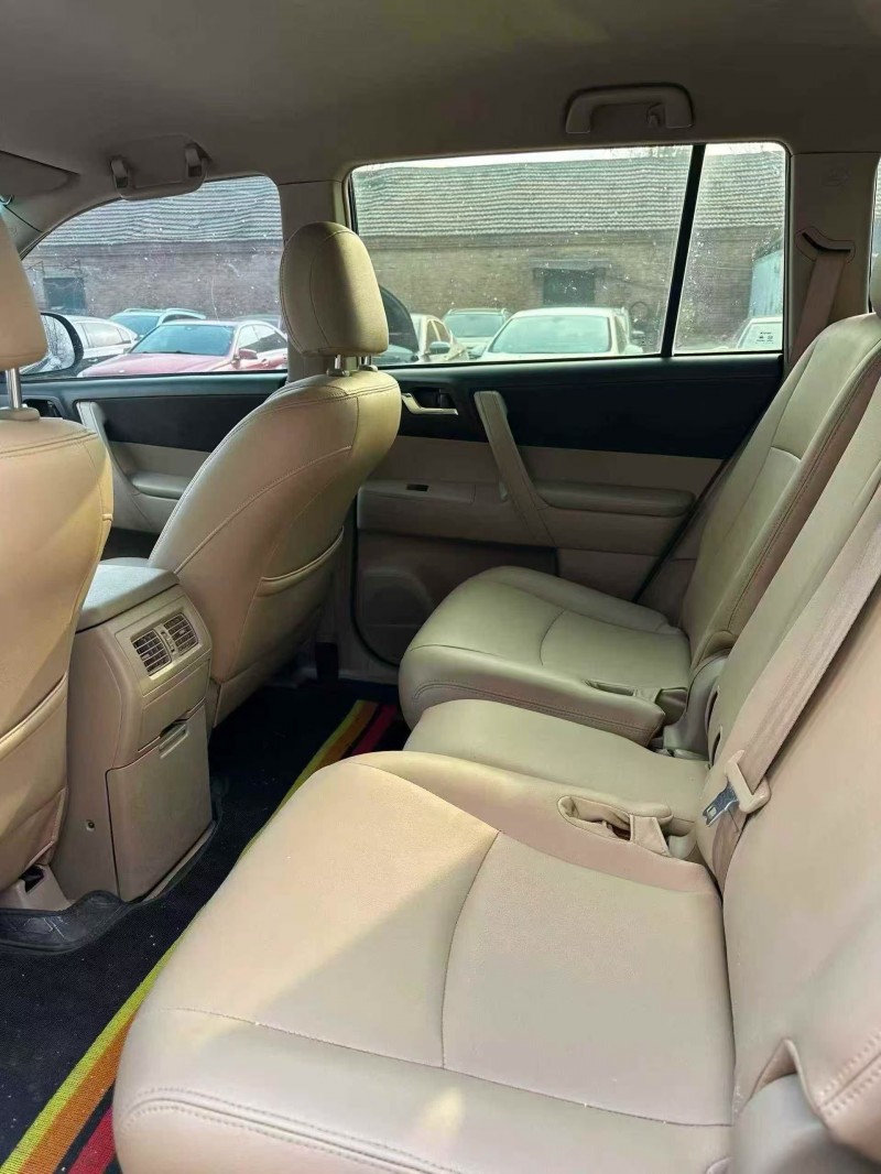 菏泽13年丰田汉兰达6