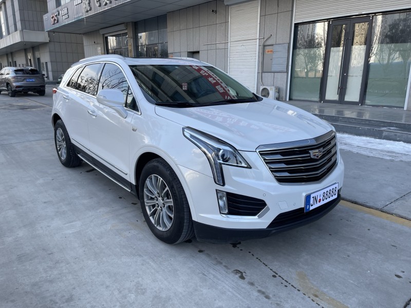 济宁17年凯迪拉克XT53