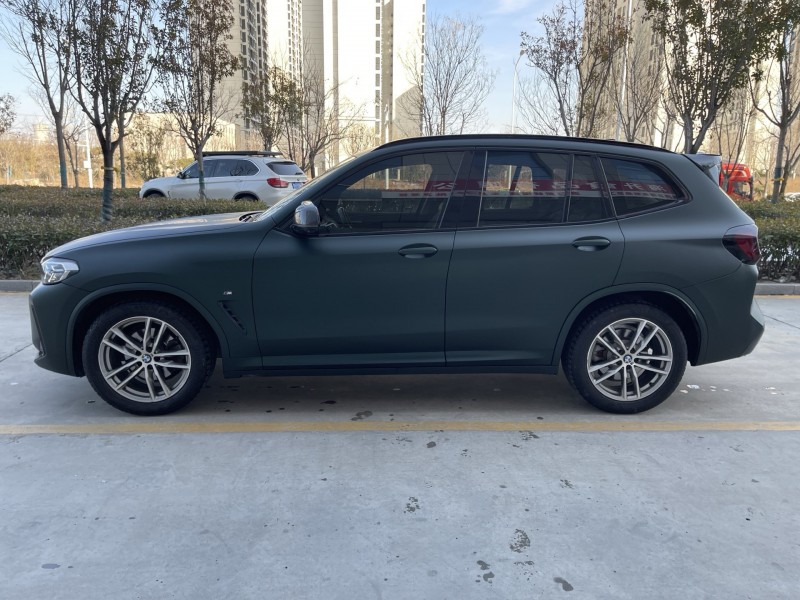 济宁18年宝马X38