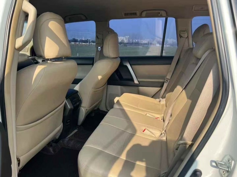 临沂13年丰田普拉多6