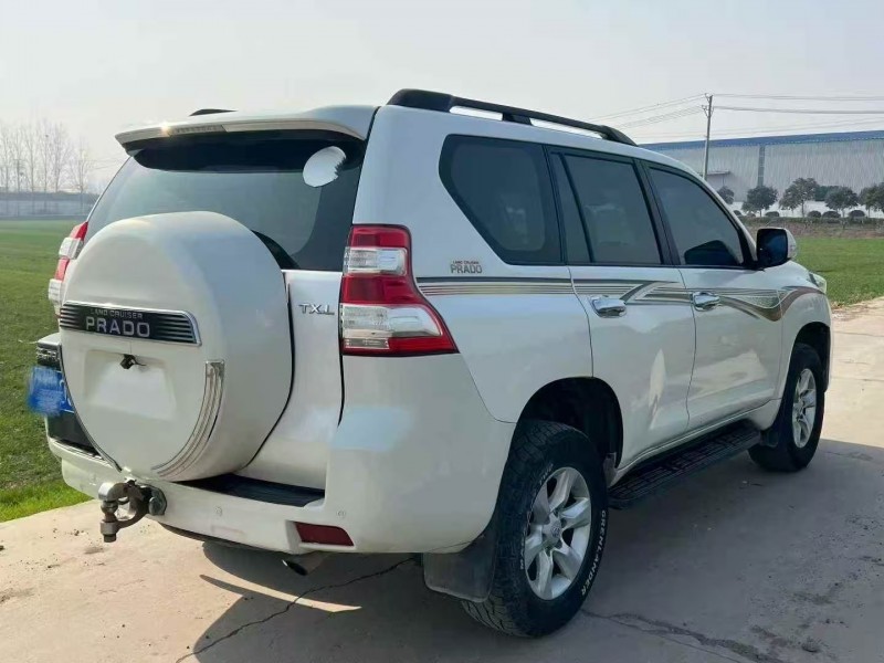 临沂13年丰田普拉多7