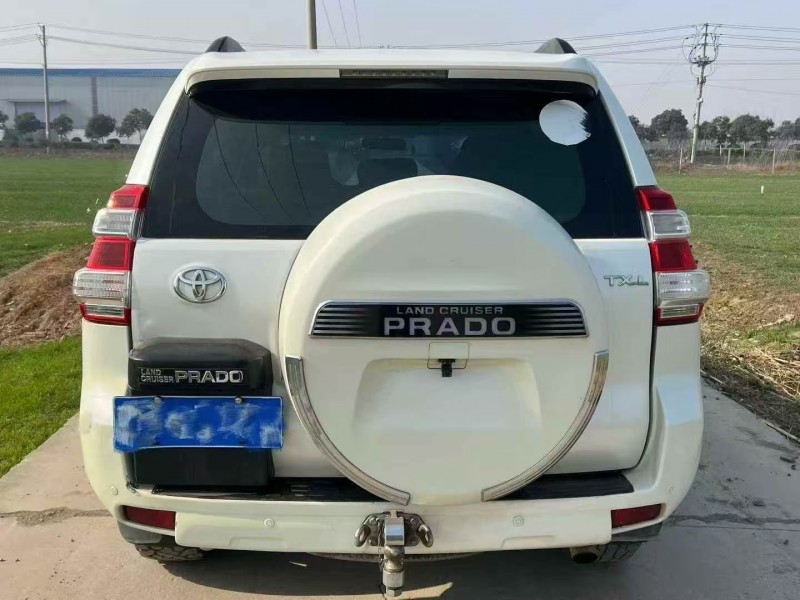 临沂13年丰田普拉多9