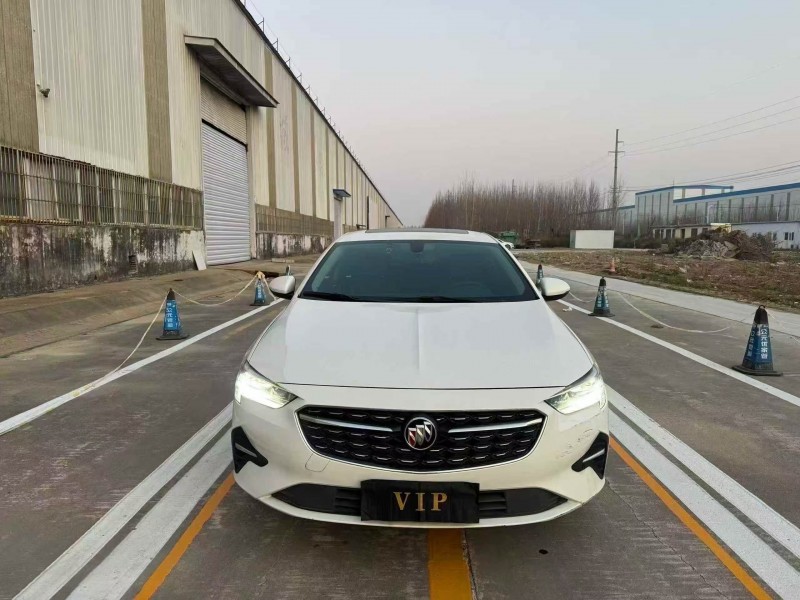 菏泽23年别克君威1