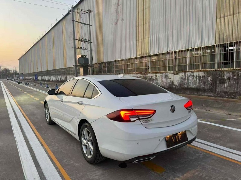 菏泽23年别克君威8