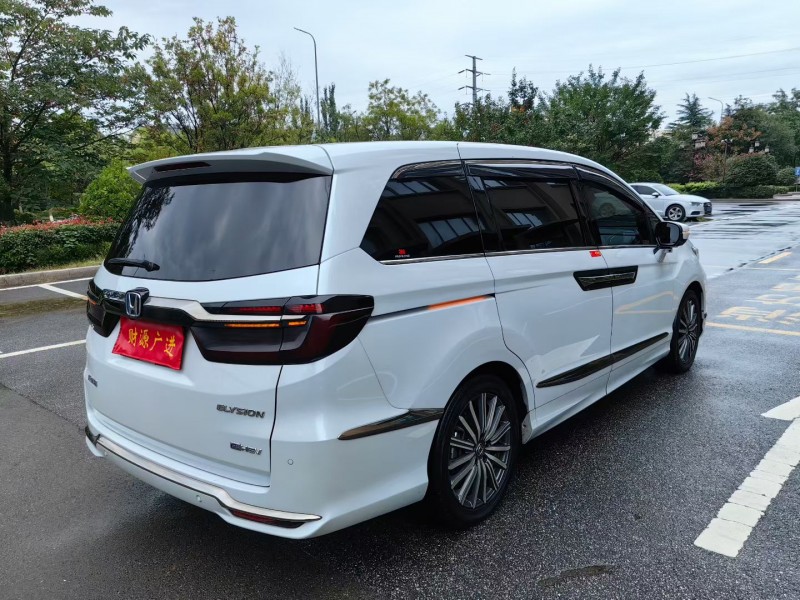 青岛24年本田艾力绅5