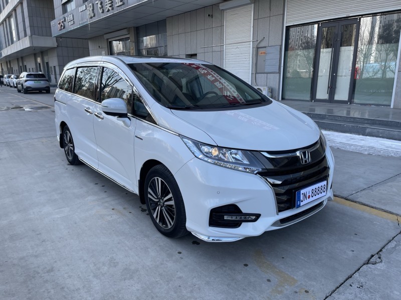 济宁21年本田奥德赛3