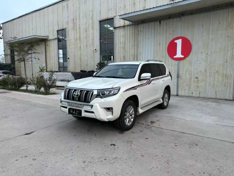 徐州17年丰田普拉多2