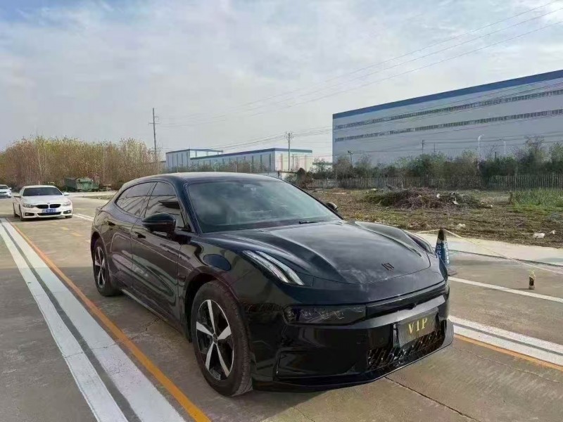 菏泽23年极氪汽车0012