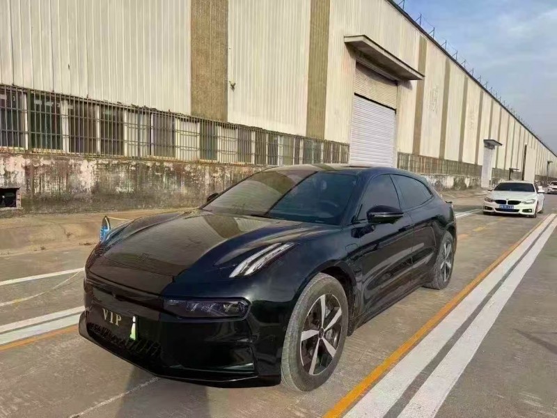 菏泽23年极氪汽车0013