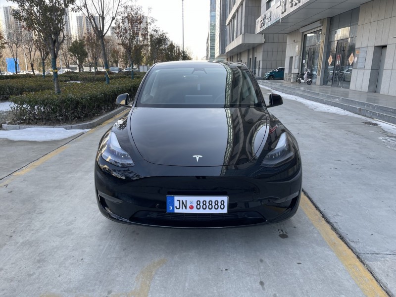 济宁24年特斯拉MODEL Y1