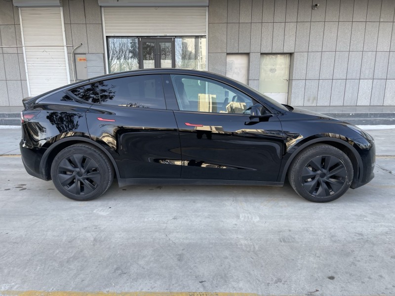 济宁24年特斯拉MODEL Y7