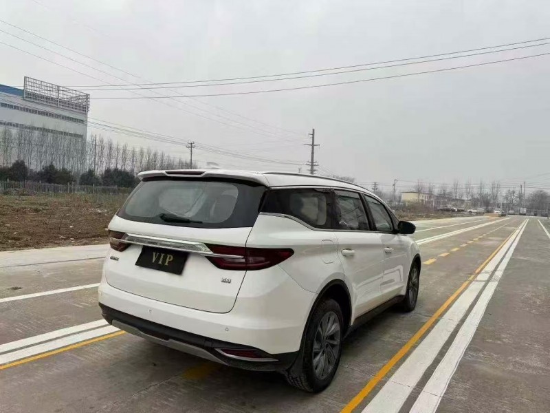 菏澤20年吉利帝豪7