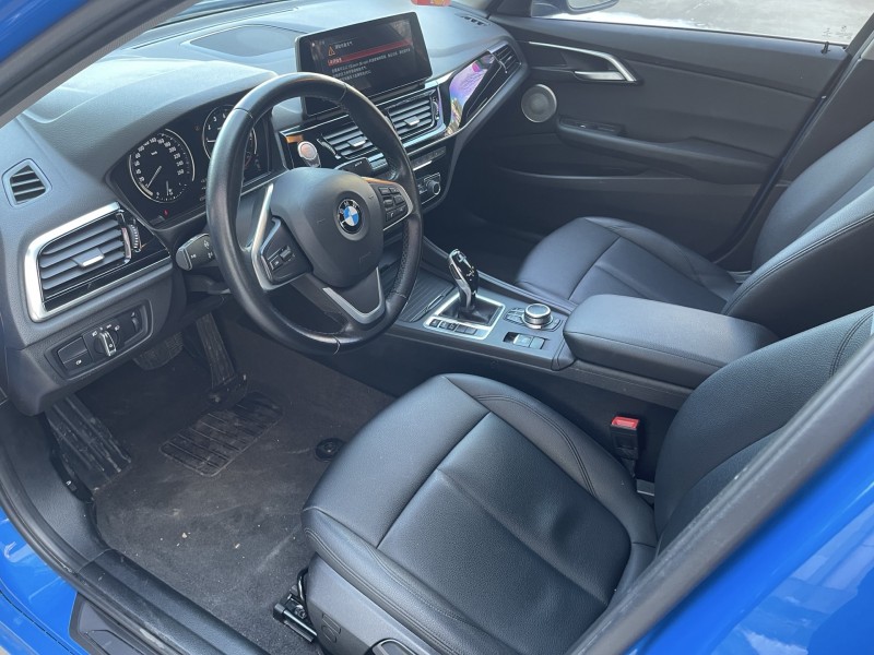 济宁21年宝马1系5