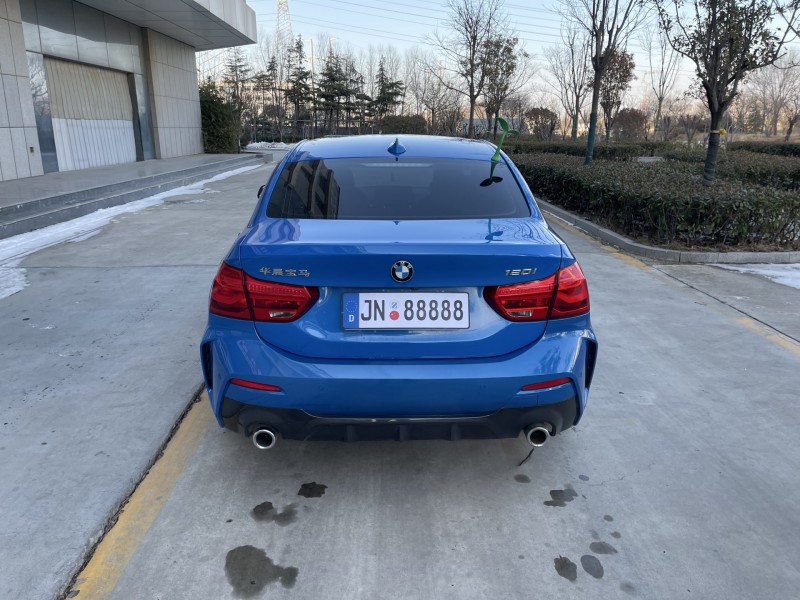 济宁21年宝马1系9