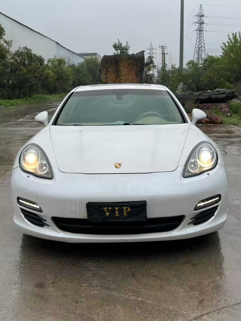 徐州13年保时捷帕拉梅拉1