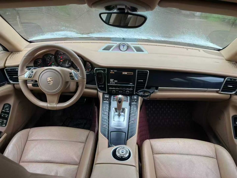 徐州13年保时捷帕拉梅拉8