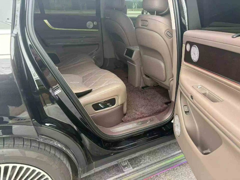 重庆25年华为智选问界3