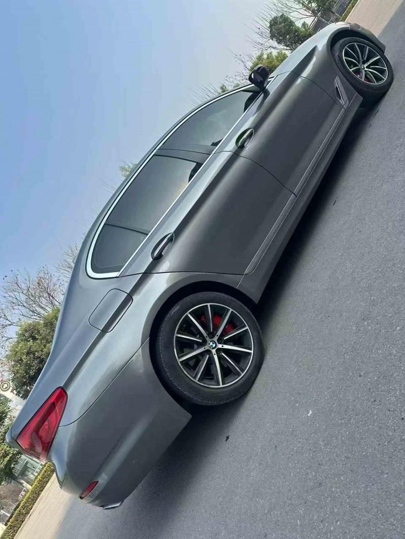 遂宁17年宝马5系8