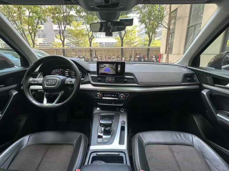 佛山18年奥迪Q58