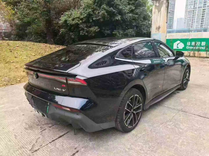 德阳24年长安汽车UNI8