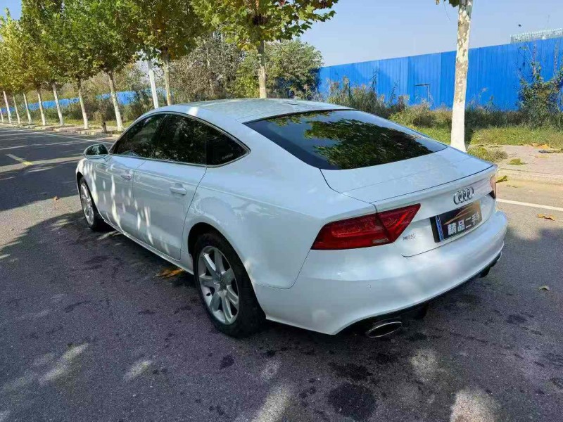 徐州13年奥迪A7L5