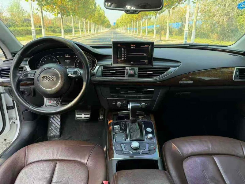 徐州13年奥迪A7L8