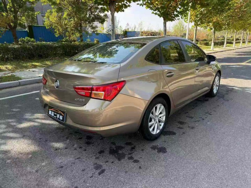 徐州16年别克威朗4