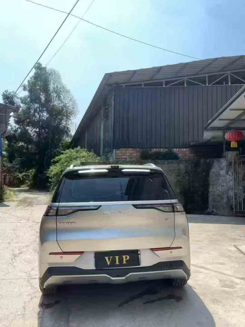 广元22年传祺埃安Y9