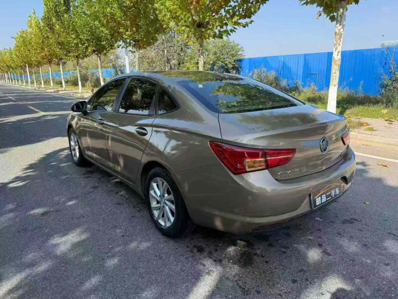 徐州16年别克威朗6