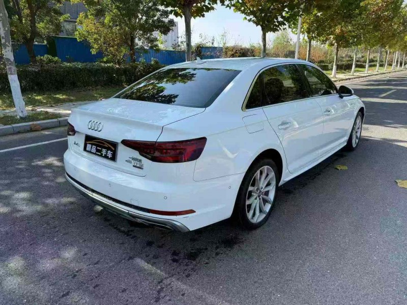 苏州19年奥迪A4L4