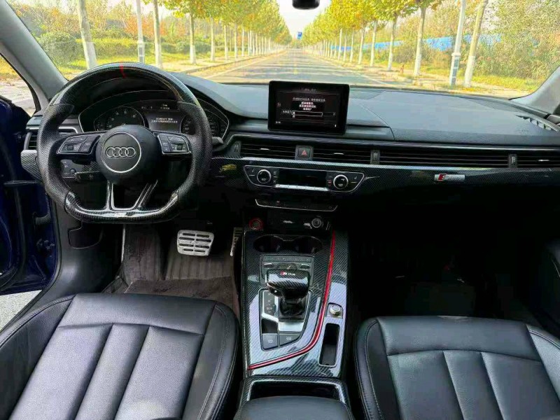 徐州17年奥迪A4L8