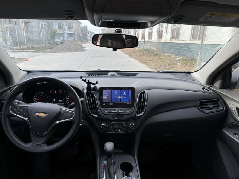 新乡22年雪佛兰探界者5