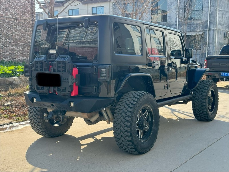新乡15年Jeep牧马人9