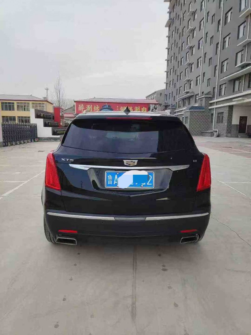 邯郸17年凯迪拉克XT53