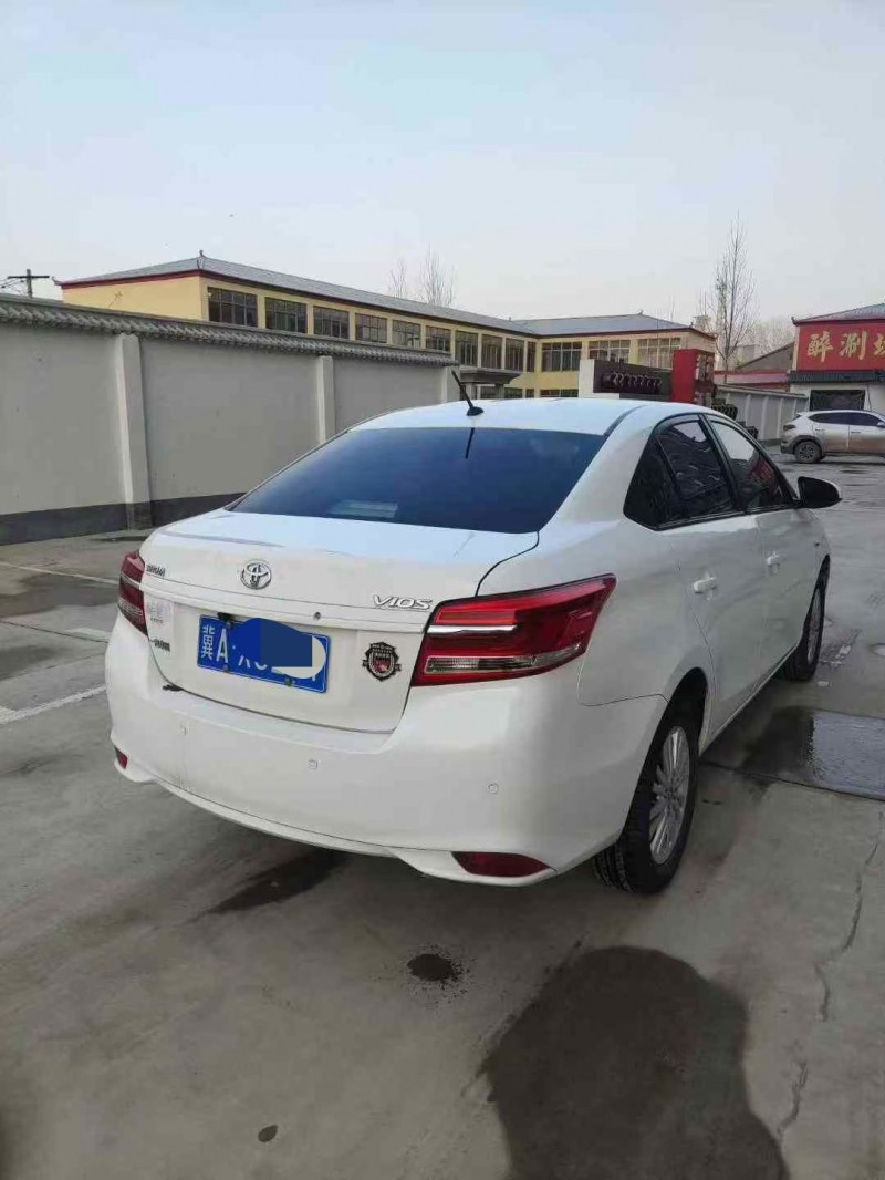 邯郸19年丰田威驰3