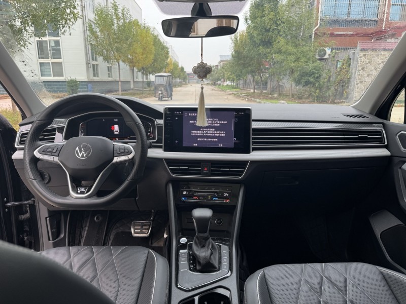 新乡24年大众途观8