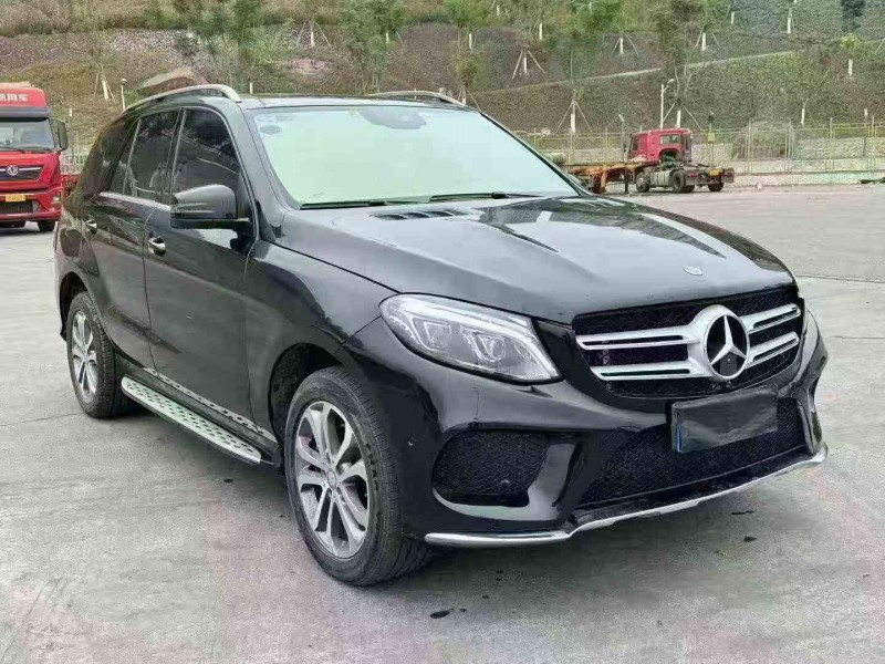 重庆17年奔驰GLE2