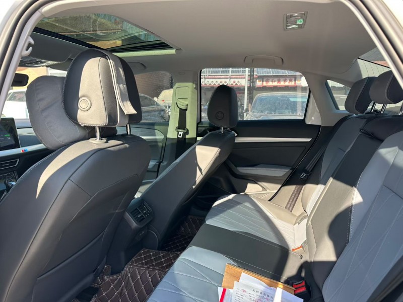 淄博25年大众朗逸5