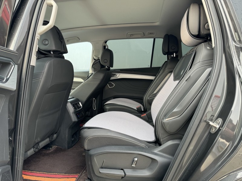 新乡23年大众揽境6