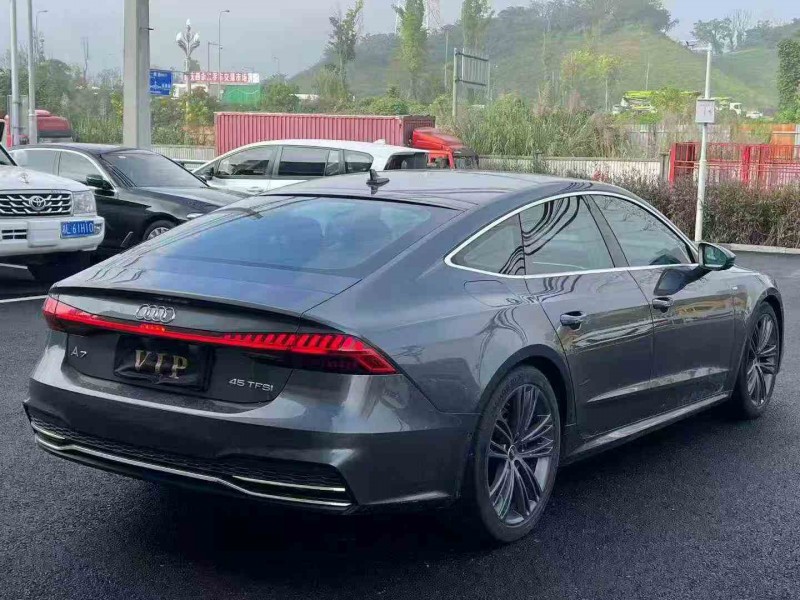 重庆23年奥迪A7L8