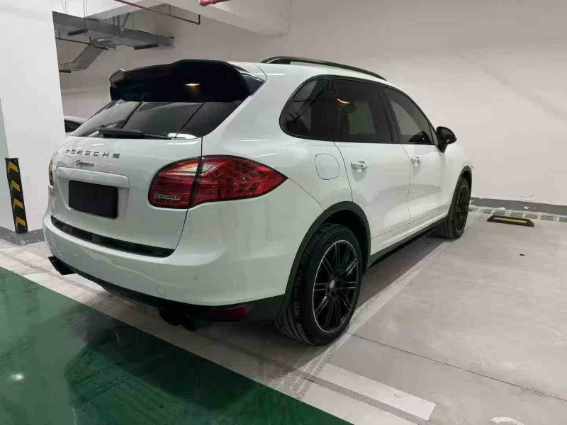 重庆13年保时捷卡宴7