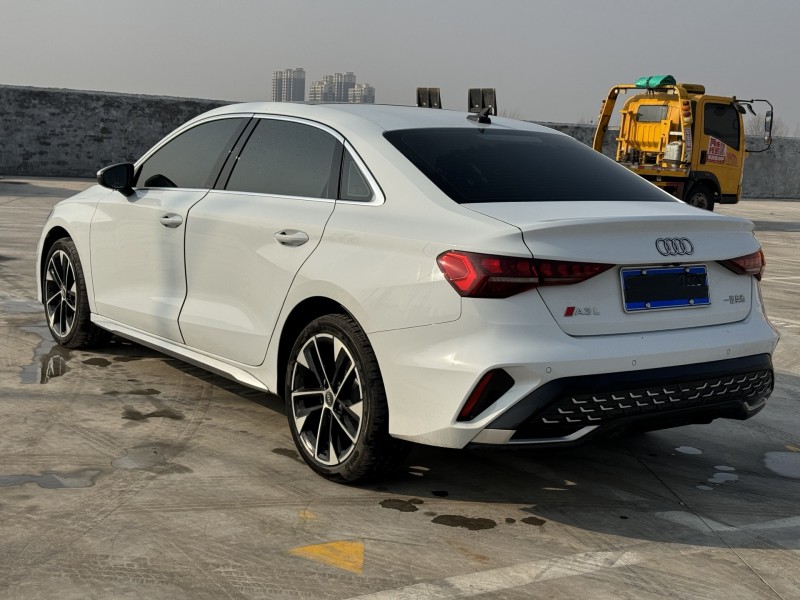 新乡25年奥迪A37