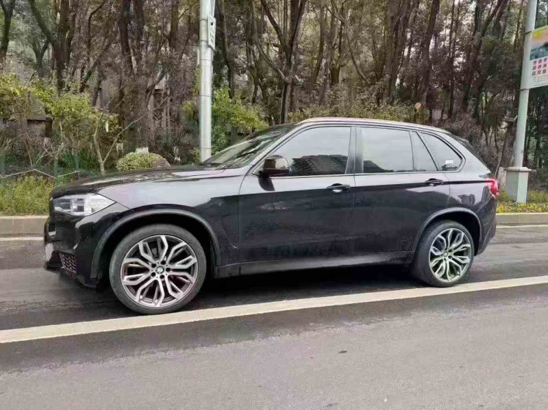 重庆15年宝马X52