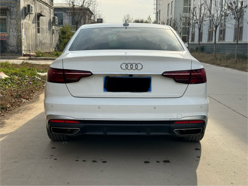 新乡21年奥迪A4L8